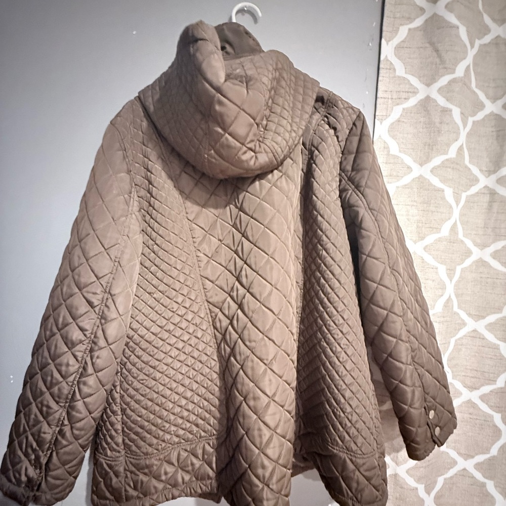 Calvin Klein Quilted Brown Puffer Jacket - Picture 7 of 7